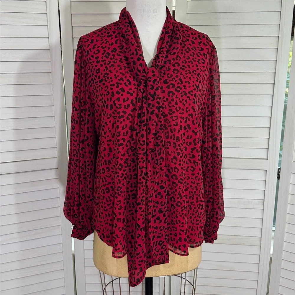 Chico’s Red Leopard Tie-Neck Blouse Size 3 (16) XL - Picture 3 of 16